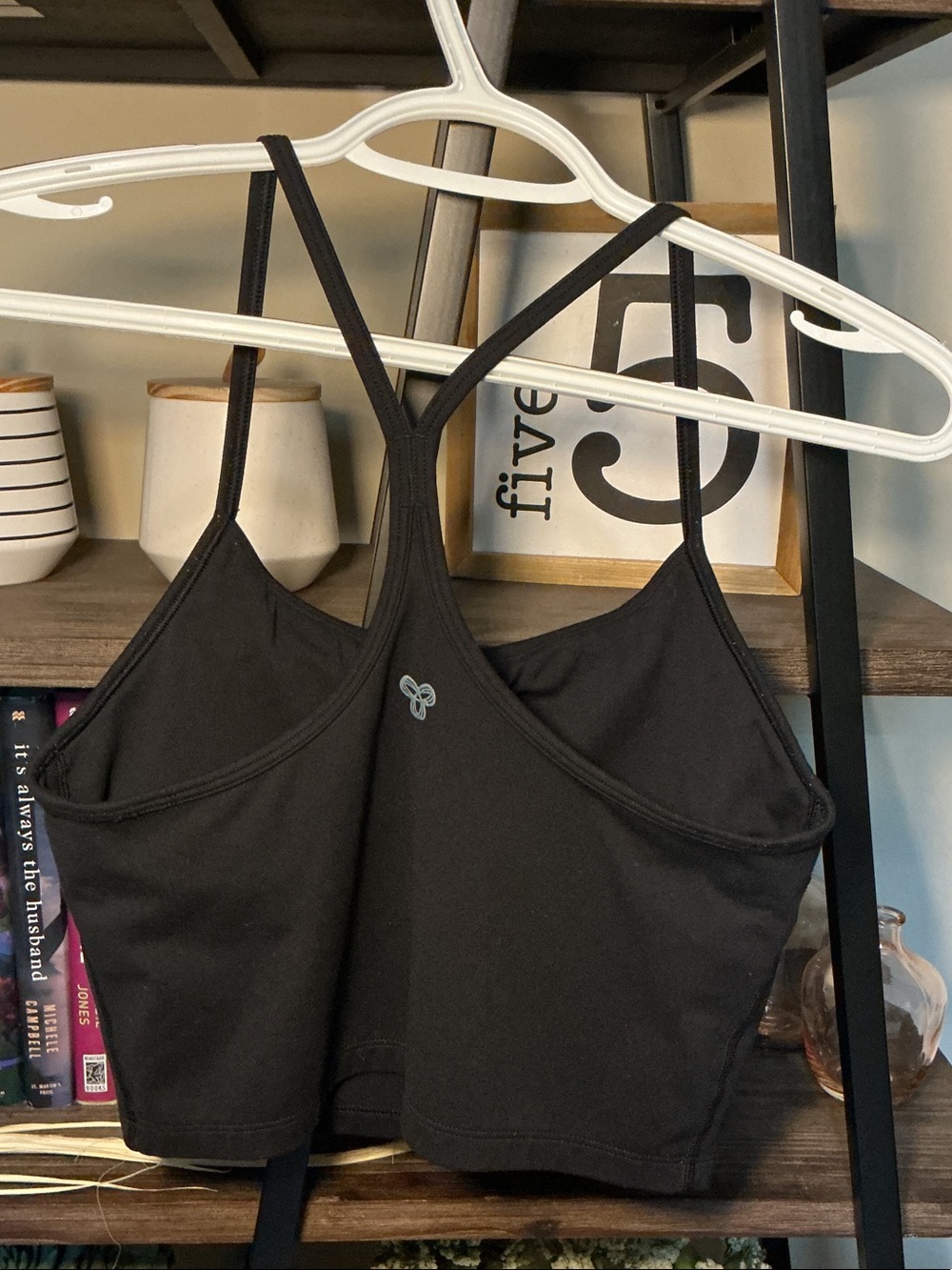 TNA Black Strappy Crop Cami Size M - Picture 2 of 3